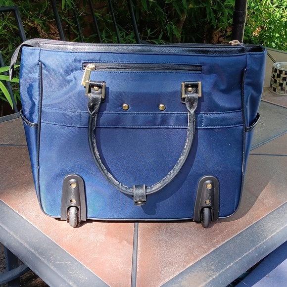 KENNETH COLE TRAVEL BRIEFCASE - Picture 2 of 14